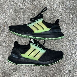 Adidas Ultra Boost 4.0 black shoes men’s size 8.5